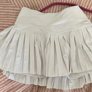 white gold hinge skirt